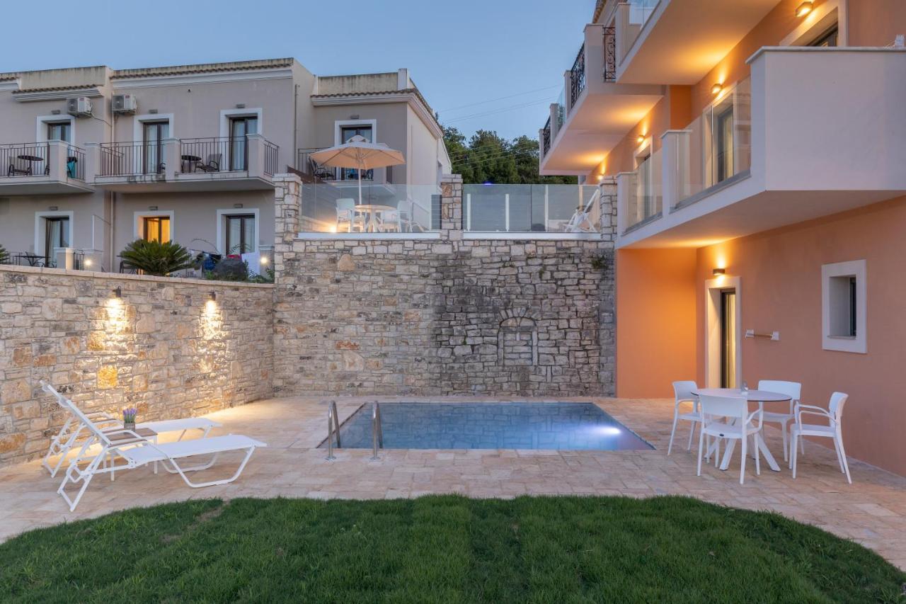 Onore Luxury Suites Kato Korakiana Exterior foto