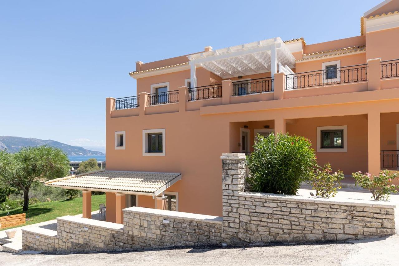 Onore Luxury Suites Kato Korakiana Exterior foto